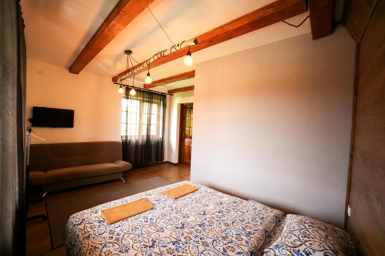 Villa Buhiv Skhidnytsia Ngoại thất bức ảnh